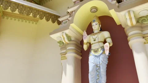 Buddhist Statue in Ornate Temple Interior in Sri Lanka Video stock 331667511