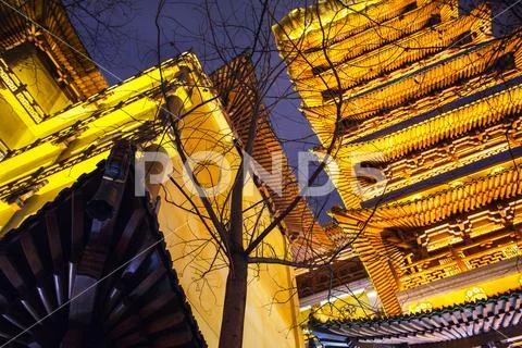 Buddhist temple, magnificent, Jing'an Temple, tourist attractions Stock Photos