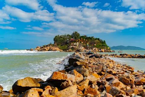 Buddhist temple. Photos