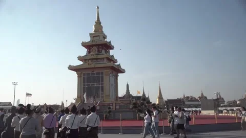 Buddhists and devotees gather to pay homage to the Buddha's sacred tooth relic Vídeo Stock 297524691