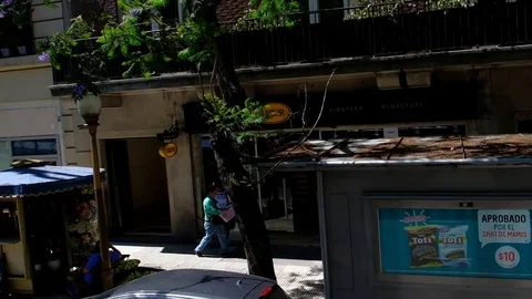 BUENOS AIRES — DIC 27, 2017: Street view from touristic bus in Buenos Aires. Stock-Footage 105144538