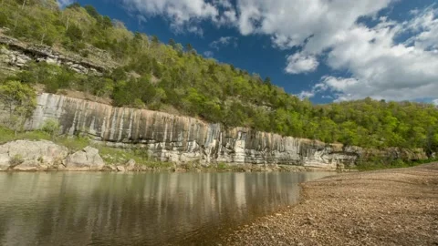 Buffalo Point on the Buffalo River Vídeo Stock 221787845