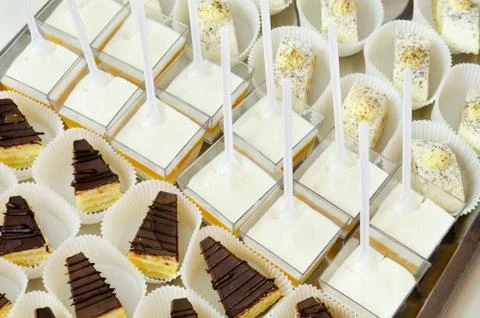 Buffet dessert table 스톡 사진