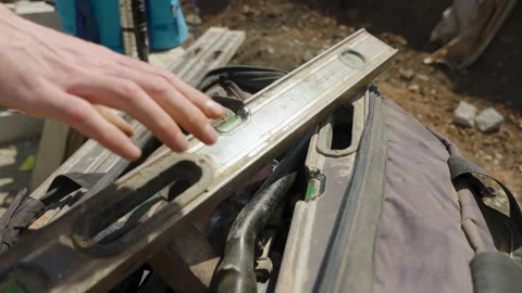 Builder Drops Level In Tool Bag 스톡 동영상 239679911