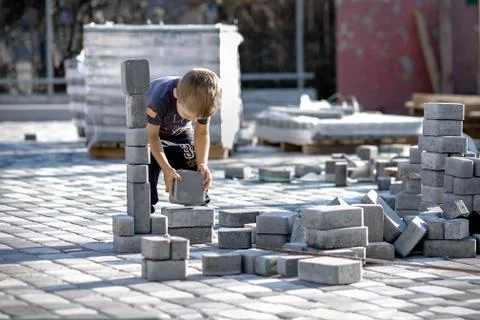 Builder - the future profession of a little boy Foto stock