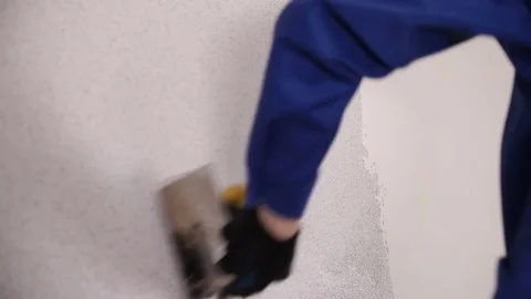 The builder plaster the wall 库存影片 73395019