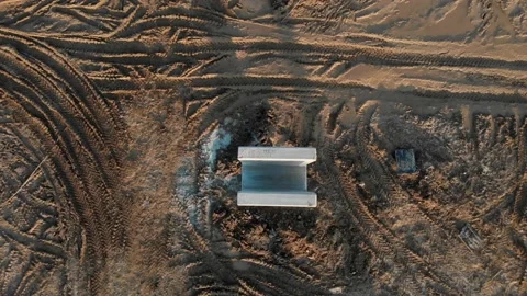 Builders build a house at sunset top view Vídeo Stock 138078602