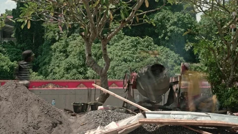 Builders erect a metal frame and pour concrete Stock Footage 237331020