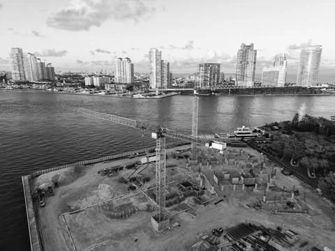 Building architecture under construction. Construction site from top. Structural Fotos de archivo