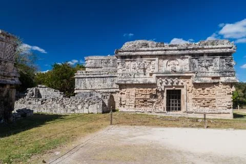 Building called Nunnery (Edificio de las Monjas) in the ancient Mayan city Ch Fotos de archivo