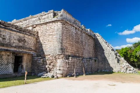 Building called Nunnery (Edificio de las Monjas) in the ancient Mayan city Ch Stock Photos