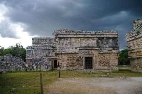 Building called Nunnery (Edificio de las Monjas) in the ancient Mayan city Ch Stock Photos