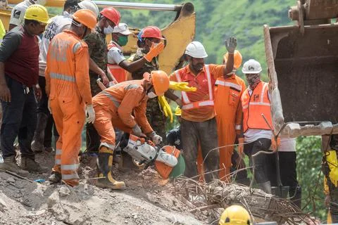 Building collapse - Mahad Stock-Fotos