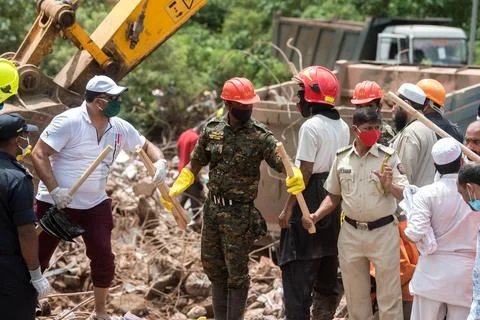 Building collapse - Mahad Stock Photos