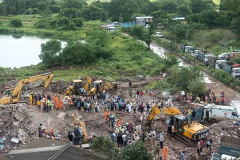 Building collapse - Mahad Stock Photos