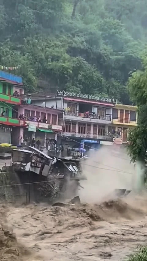 Building collapsed in Flood ( Water Disaster) Stock Footage 281225451
