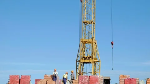 Building construction, work of people and crane Vídeos de archivo 93544077