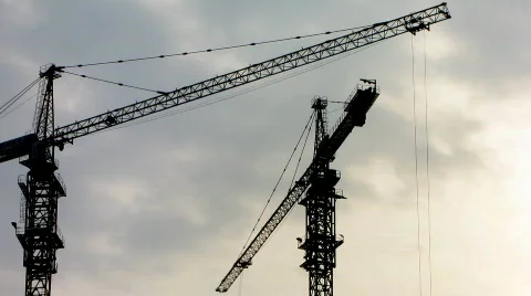 Building crane swinging Vídeos de archivo 700799