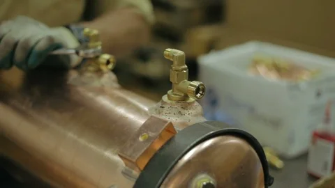 Building a cylinder 스톡 동영상 73192029