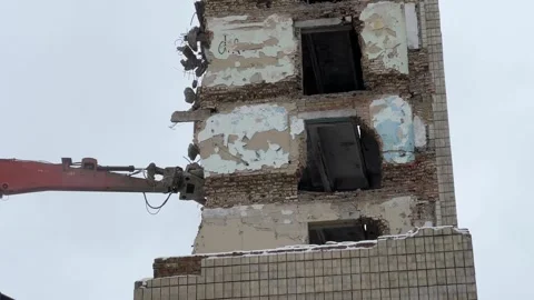 Building Demolition Process with Excavator Breaking Structure Video stock 345088165