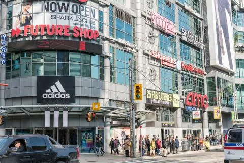 Building at dundas square Stock Photos