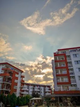 Building exterior Architecture built structure cloud sky City residential Foto stock
