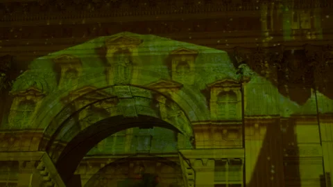 Building facade light projection show at night 스톡 동영상 332990316