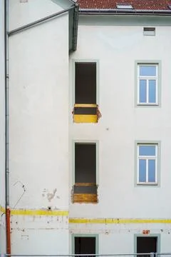 Building Facade with Openings Under Construction Renovation Process View 스톡 사진