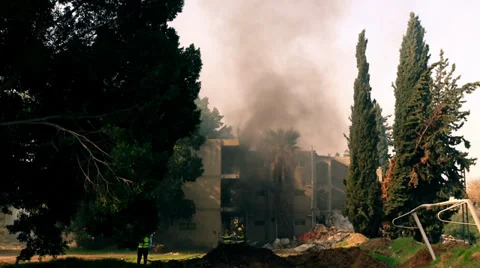 Building on fire Stock Footage 34787943