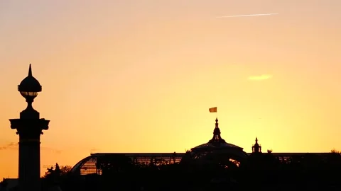 Building with flag Paris evening Stock Footage 143654673