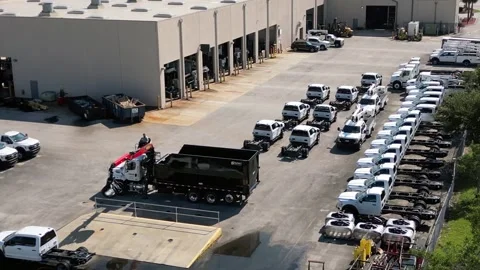 Building a grapple truck Vídeo Stock 245624722