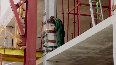 Building House And worker is welding Video stock 40794477