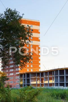 Building houses in the city Stock Photos