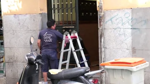 Building maintenance worker Stock Footage 69109811