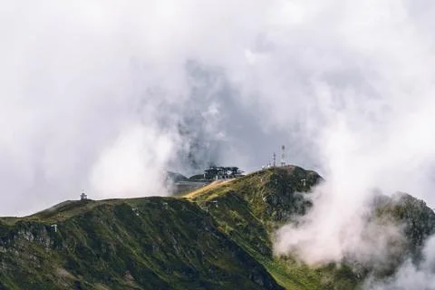 Building on the mountain Stock-Fotos