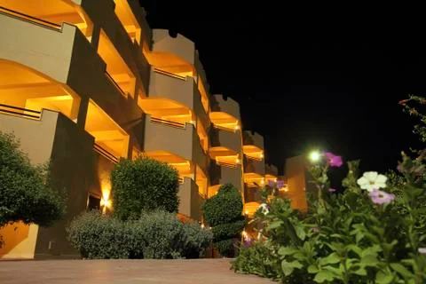 Building At Night Stockfoto's