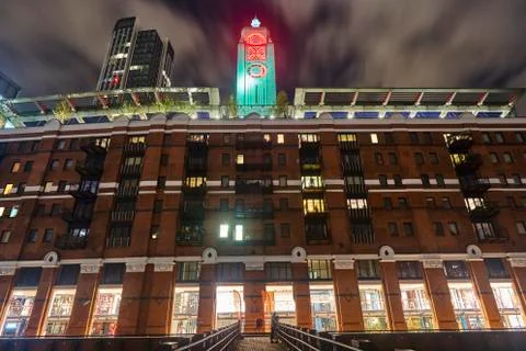 Building at the night Foto stock