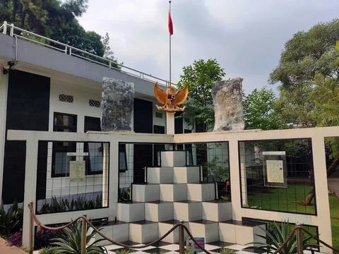 Building Stock Photos