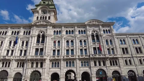 Building in the square of Trieste 스톡 동영상 206205471