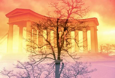 A building with a sunset in the background Foto stock