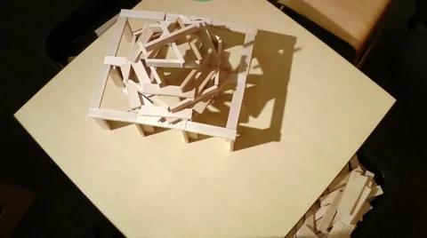Building with wood blocks Video stock 2175597