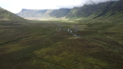 Bukit Teletubbies 스톡 동영상 223377492