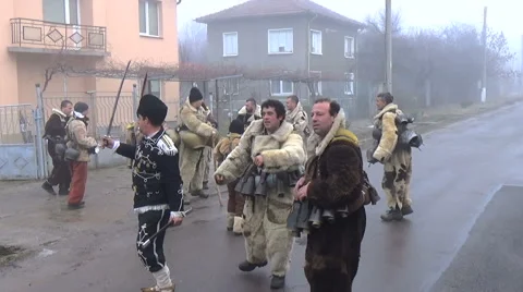 Bulgarian mummers dance on Surva ritual Stock Footage 59102454