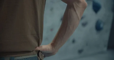 A Bulging Forearm 스톡 동영상 105912268