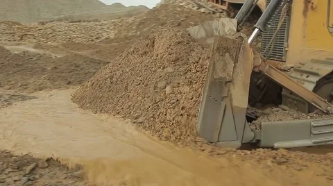 Bulldozer at work Video stock 68331502