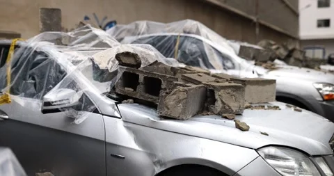 Bumper of automobile bears scars of countless impacts from boulders Vídeos de archivo 279580772