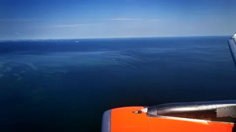 Bumpy times laps of an airplane landing Stock Footage 140287256