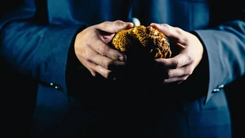 Bun hands Stock Footage 224695569