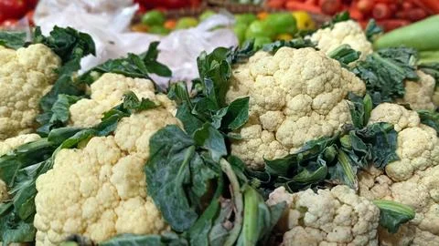 The bunch of broccoli at the vegetable stall Foto stock