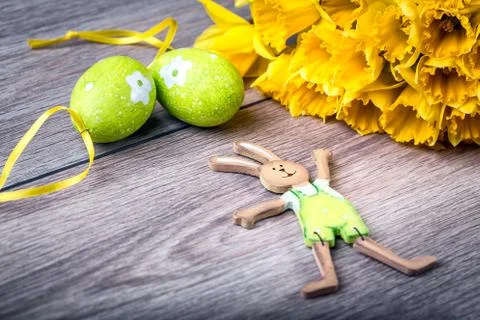 Bunch of daffodils with easter eggs for Easter Fotos Stock